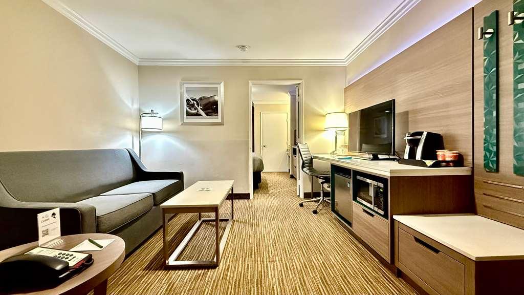 Quality Inn & Suites Los Angeles Airport - Lax Inglewood Room photo